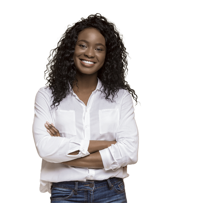 Woman wearing casual clothes smiling crossing her arms